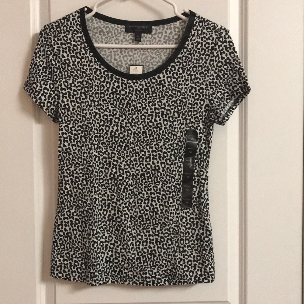 Banana Republic Black/White Leopard T-Shirt